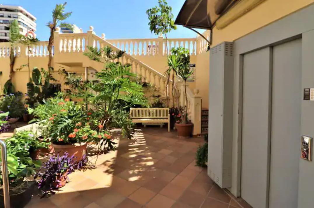 Precioso Apartamento A Estrenar En Primera Linea De Playa Бенідорм Екстер'єр фото